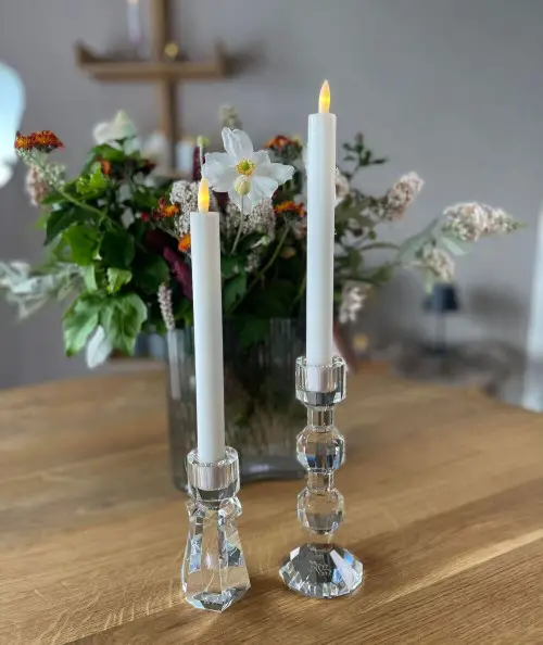 LED Stagelys i hvid 2 stk. - 22,5 cm. i højde