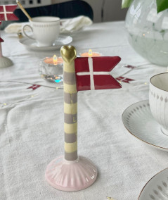 Keramik fødselsdagsflag med grå/gule striber og lyserød fod