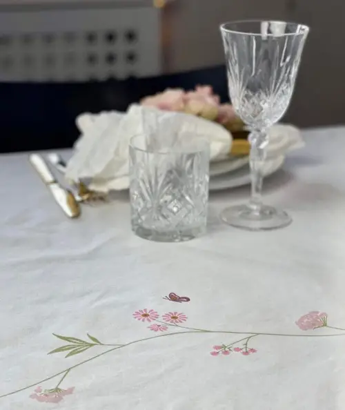 Coated dug med blomster 240 cm