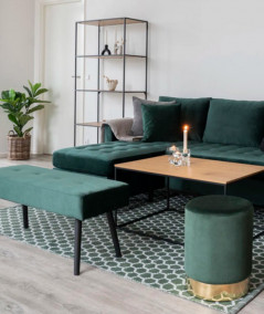 Firenze sofa i mørkegrøn velour med sorte ben