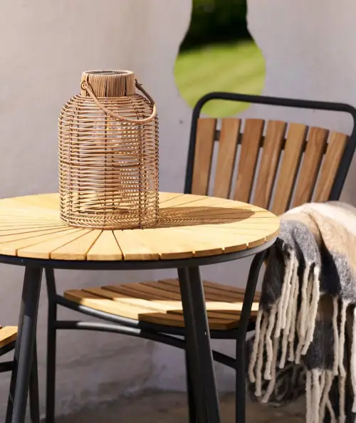 Brentford solcelle lampe i natur