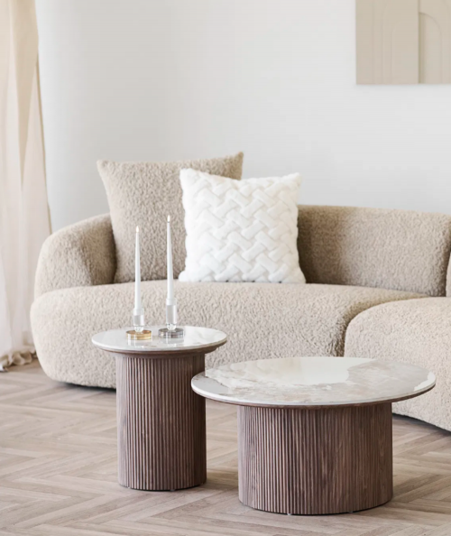 Dali sofa i lysebrun m. 4 puder