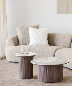Dali sofa i lysebrun m. 4 puder