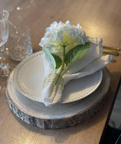 Rundt dekorationsfad i træ med barkkant i 5 størrelser