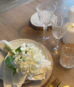 Rundt dekorationsfad i træ med barkkant i 5 størrelser