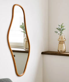 Brandsby spejl i fyrretræ