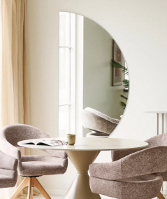 Paola spejl i halvmåneform