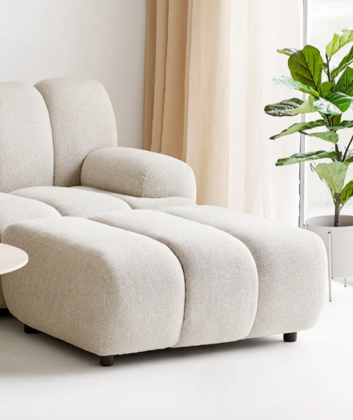 Taza 2,5 personers modulsofa i sand m/puf/højrevendt