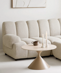 Taza 2,5 personers modulsofa i sand m/puf/højrevendt