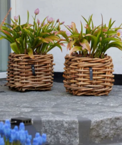 Mini lav firkantet rattan kurv inkl. pose