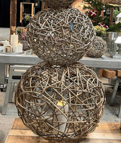 Mega rattan dekorationskugle