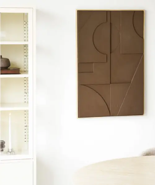 Isabella relief vægdekoration i brun – variant 1