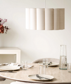 Watton gulvlampe lavet i beige stål – variant 1