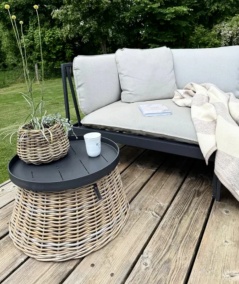 A2 Living Maxi rund juletræsskjuler i rattan