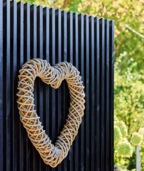 A2 Living Maxi dekorationshjerte i kubu rattan